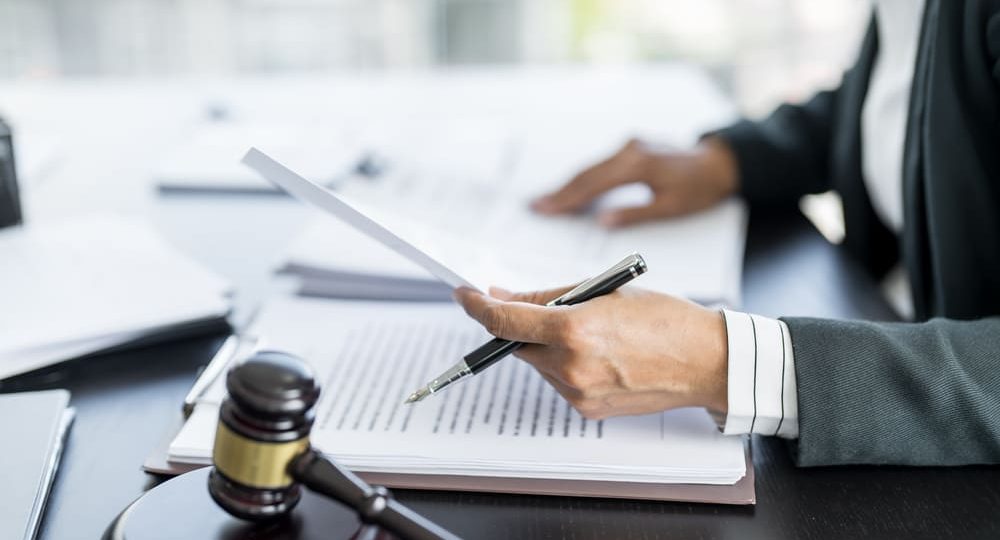 Constitución de sociedades anónimas en Panamá: requisitos clave y trámites